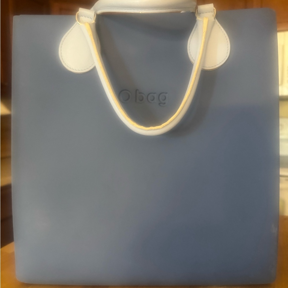 Original and authentic OBAG up for grabs! Make it yours before it’s gone!